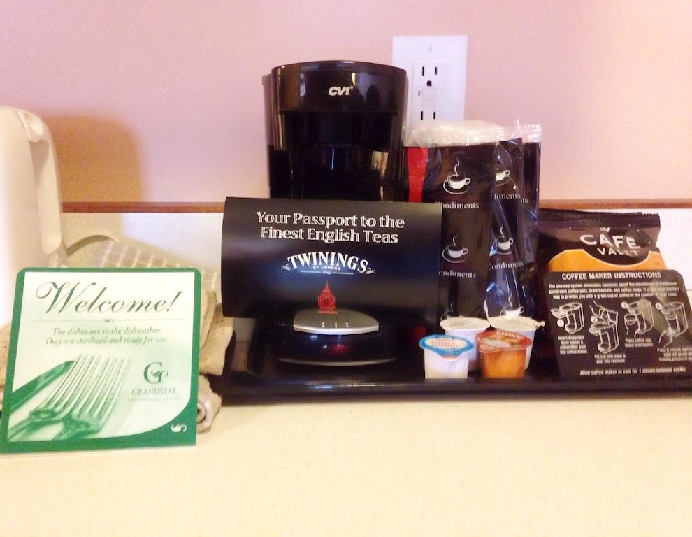 Grandstay Hotel & Suites Downtown Sheboygan Esterno foto