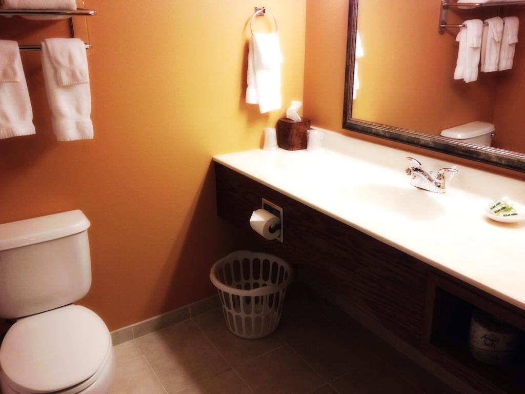 Grandstay Hotel & Suites Downtown Sheboygan Camera foto